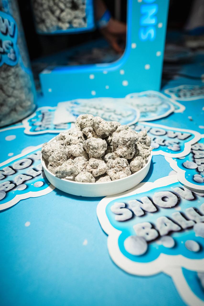 Snow Cap weed for sale in germany